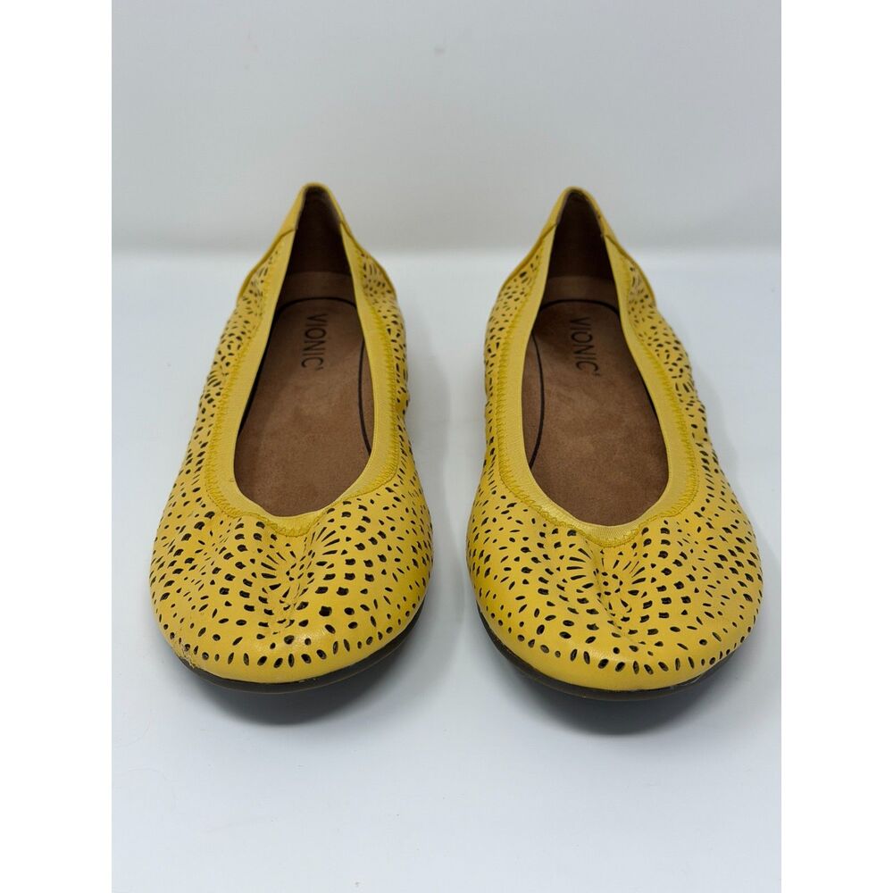 Vionic Women's Robyn Perforated Ballet Flat Buttercup Yellow Size 9 New